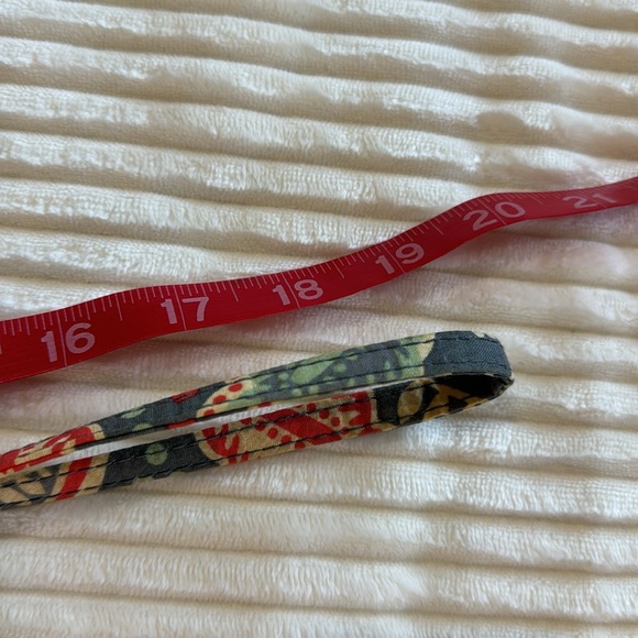 Vera Bradley Nomadic Floral Gray Snap Wallet Card Holder Wristlet and Lanyard - Picture 16 of 16